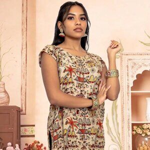 Chic Cream Printed Short Top for Any Occasion | Muvvas Boutique